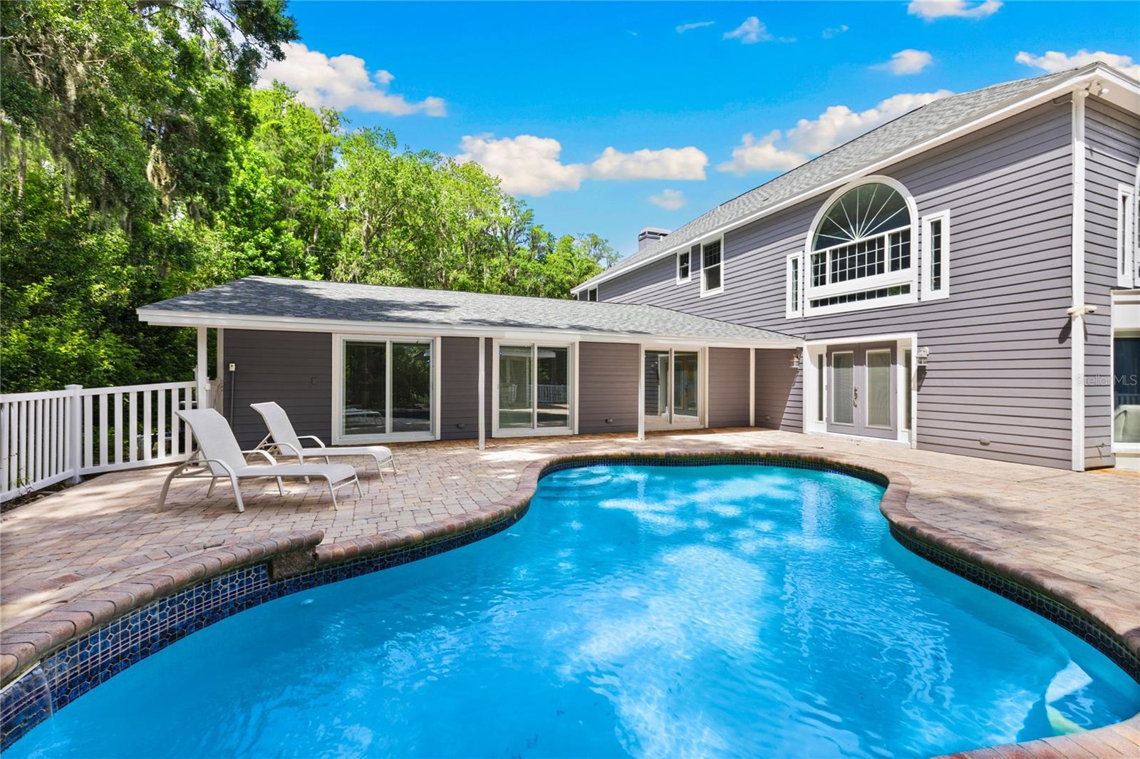 CRENSHAW LAKES - Residential