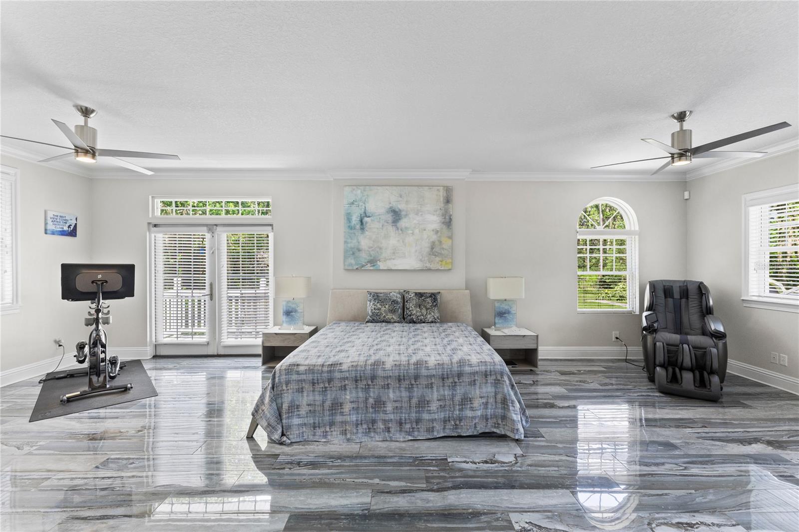 CRENSHAW LAKES - Residential