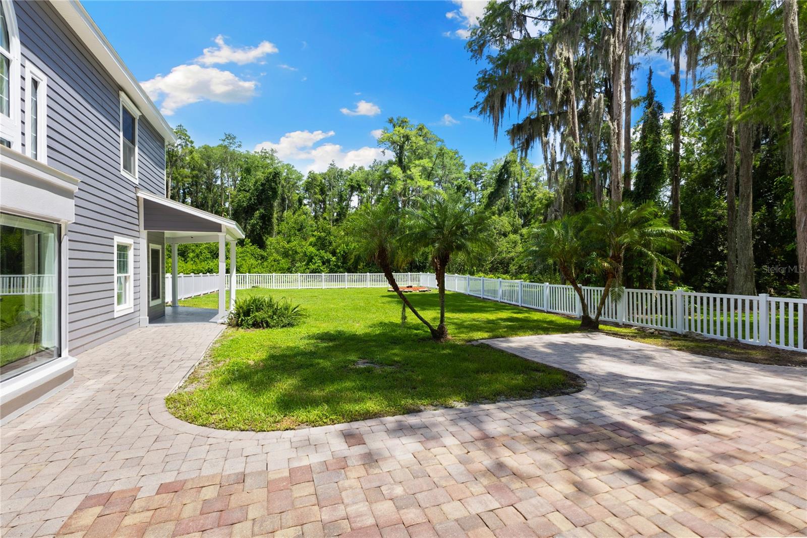 CRENSHAW LAKES - Residential