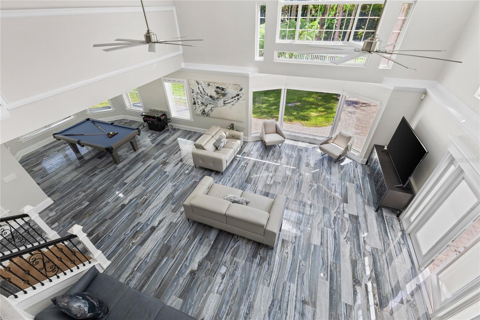 CRENSHAW LAKES - Residential