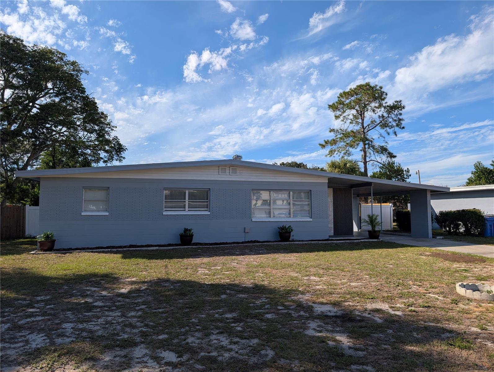 7328 KINGSBURY CIRCLE