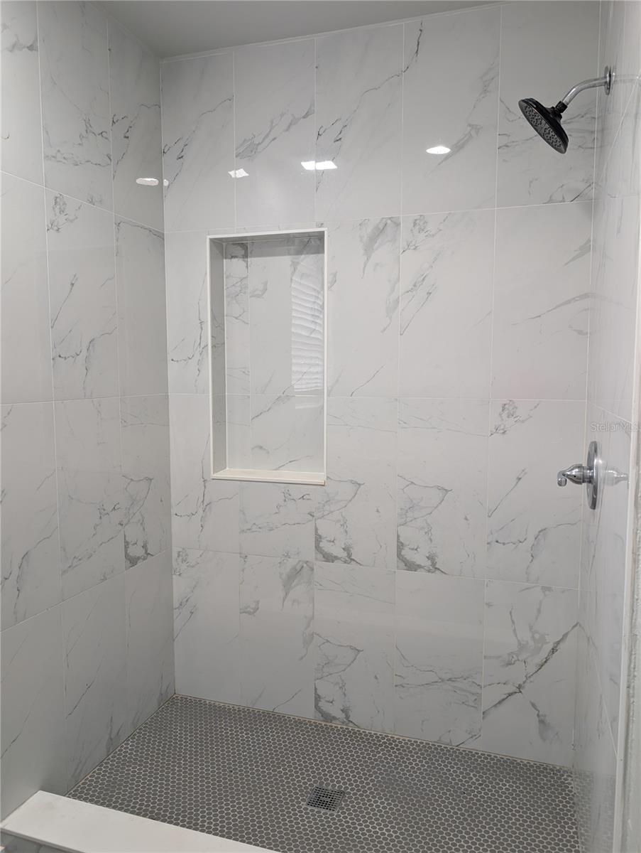 EAST LAKE PARK UNIT THREE - Residential