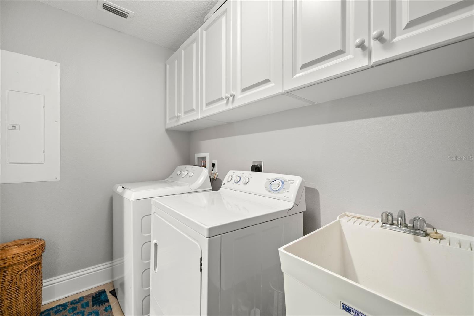 THE BELLAMY ON THE BAYSHORE A - Residential