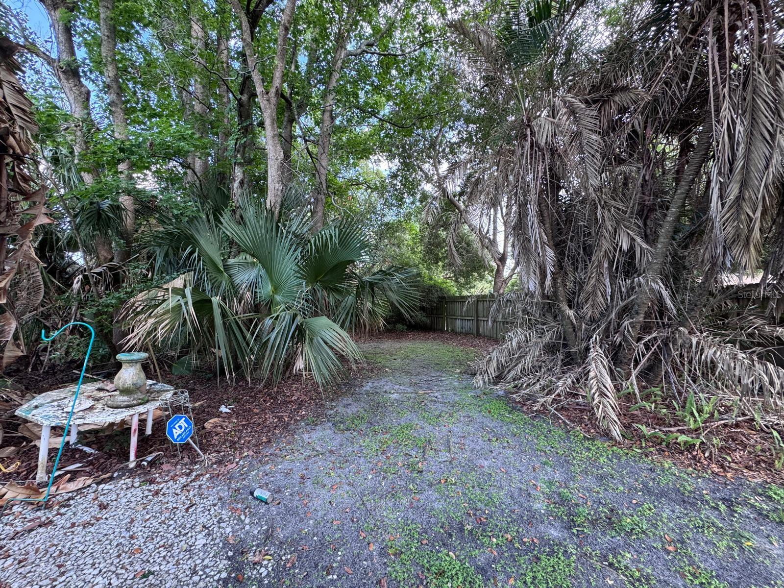 WEKIVA HUNT CLUB 3 FOX HUNT SEC 3 - Residential