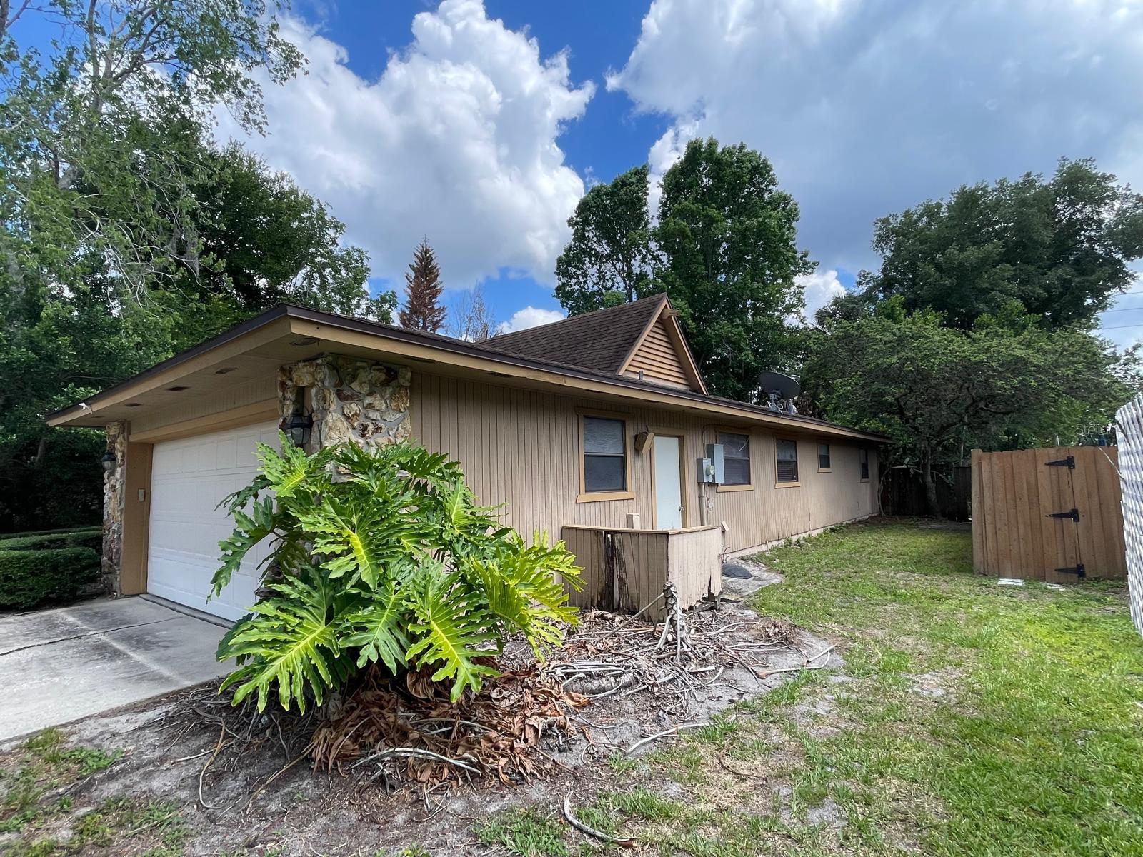 226 W CUMBERLAND CIRCLE