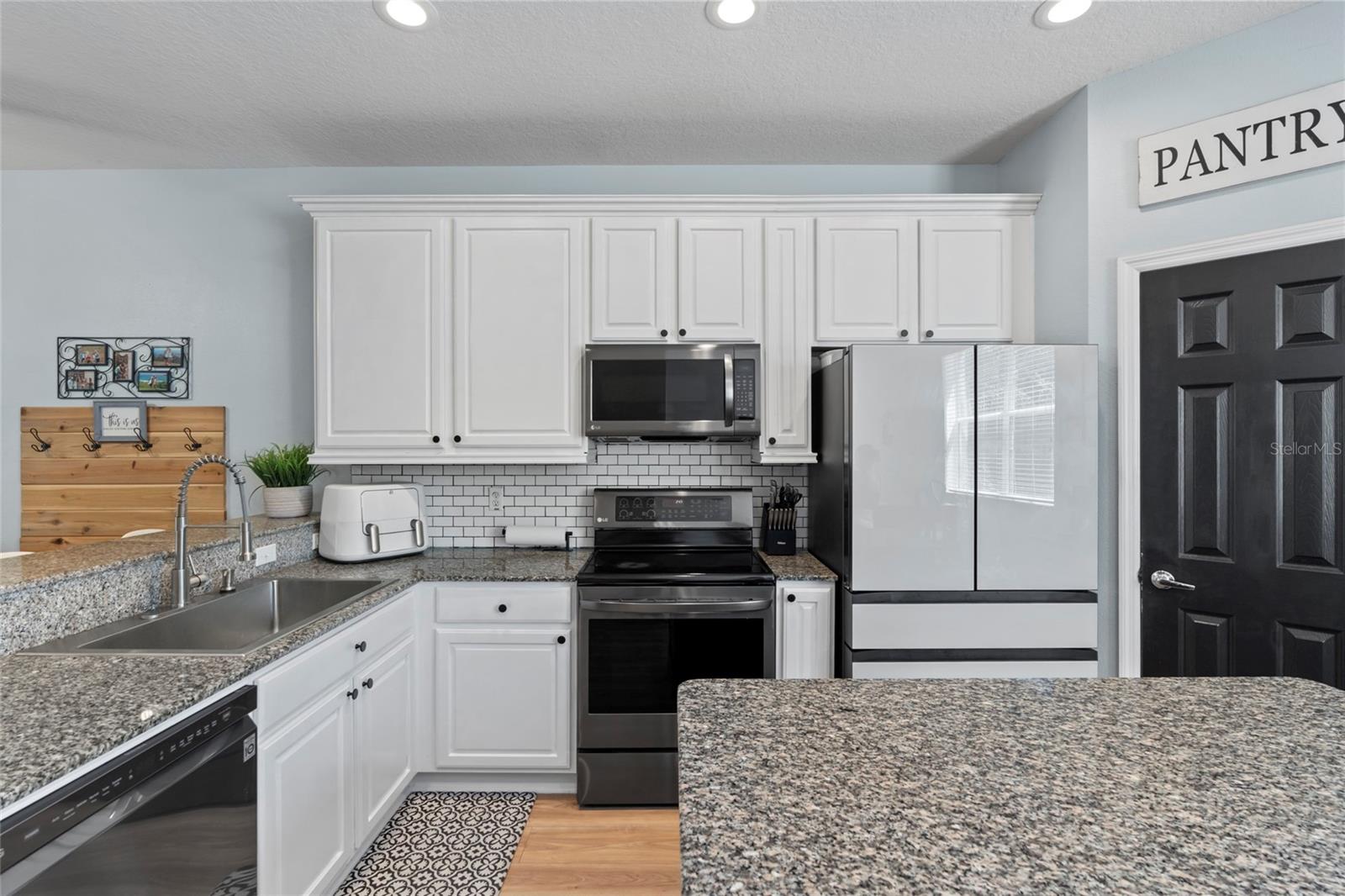 BAYOU GRANDE TOWNHOME COMMUNITY - Residential