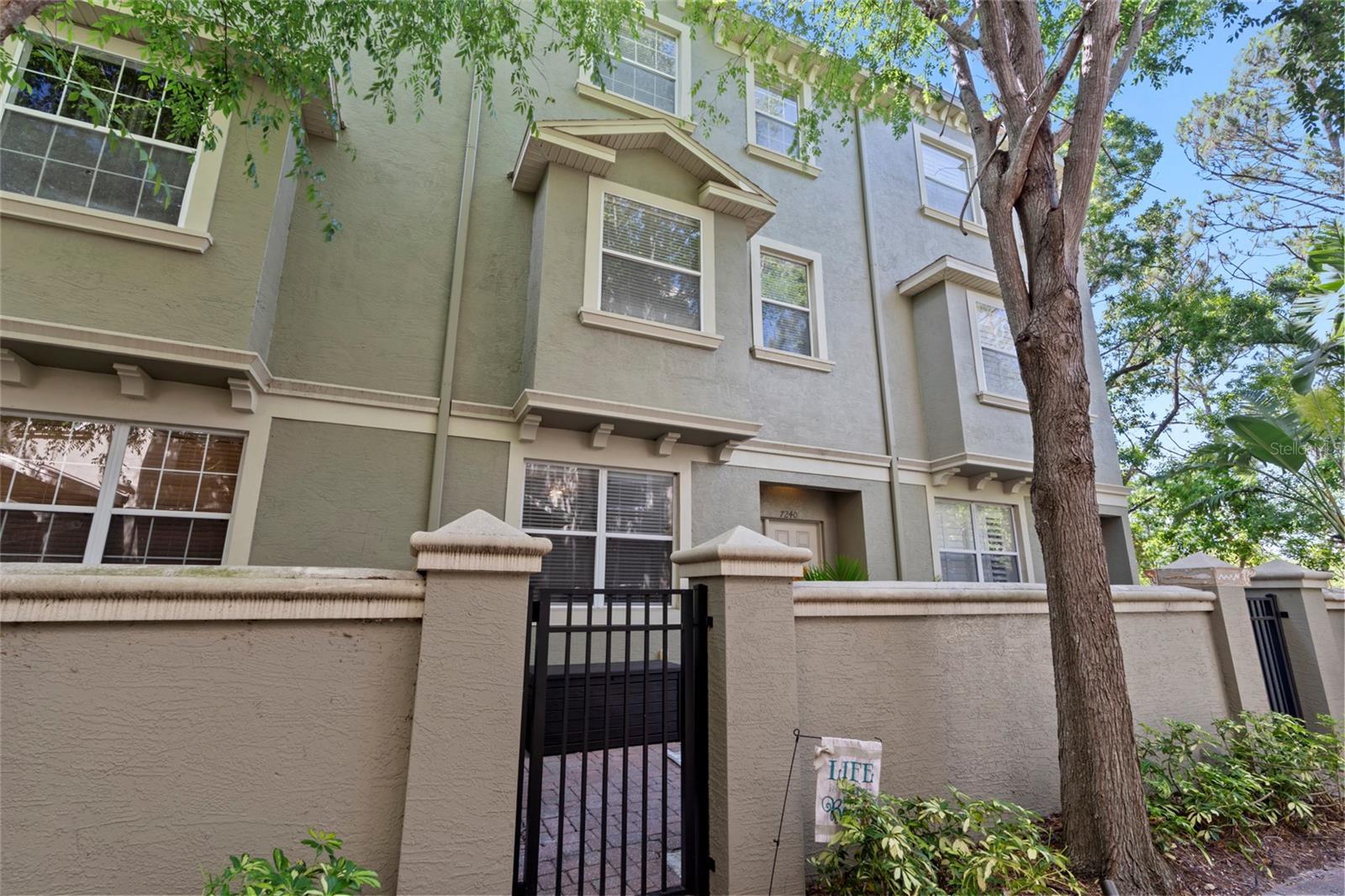 BAYOU GRANDE TOWNHOME COMMUNITY - Residential