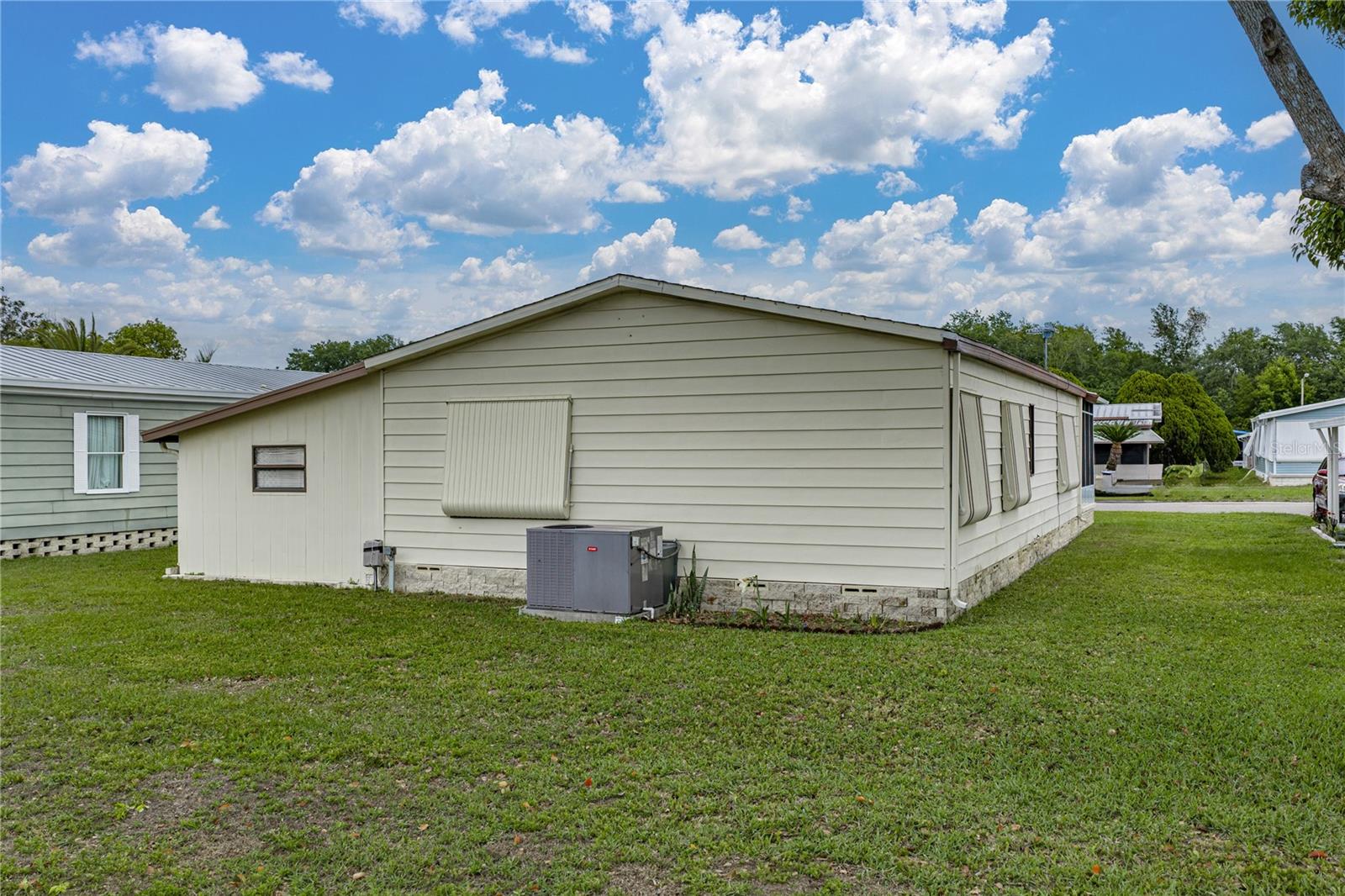 COLONY HILLS COMMUNITY - Residential