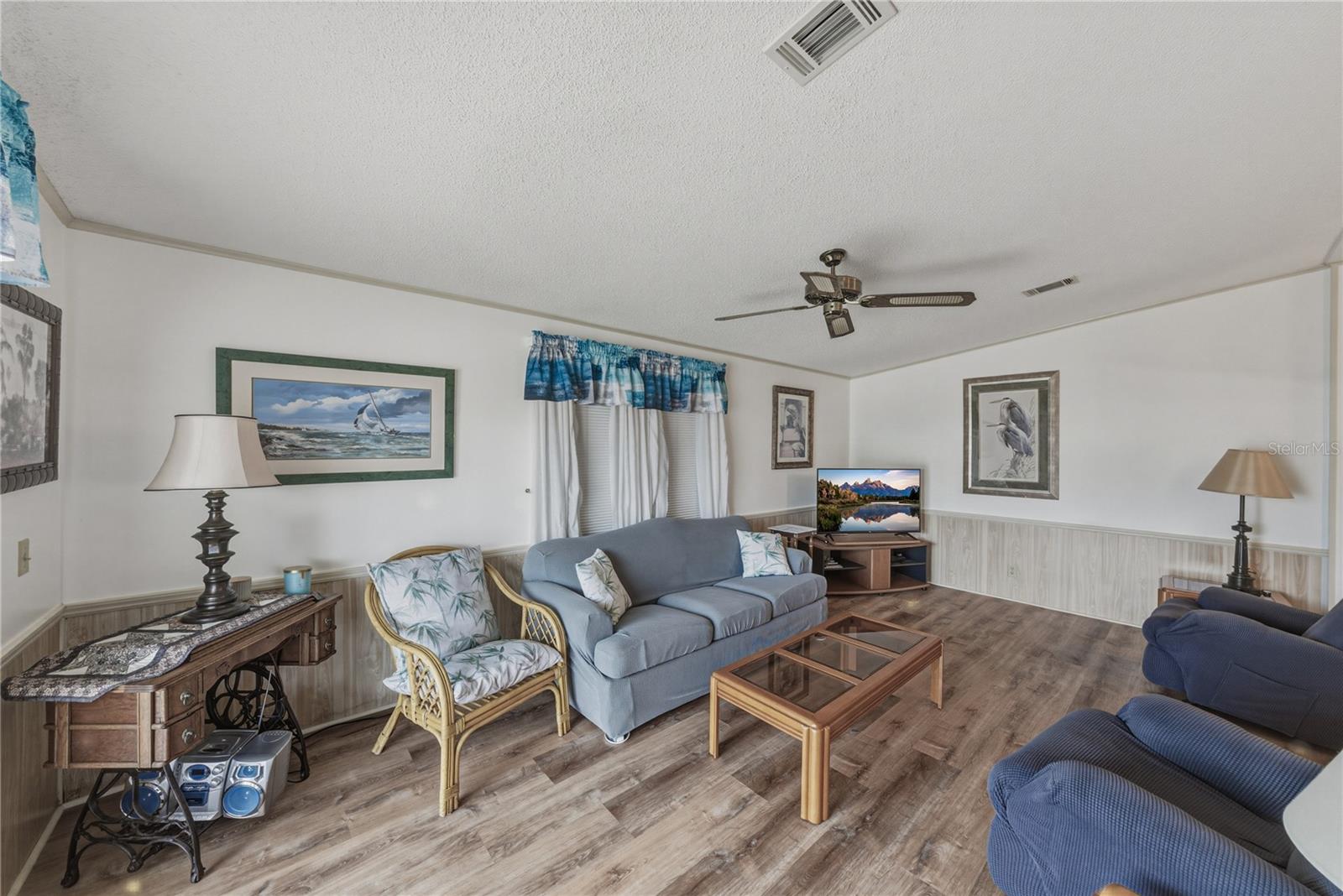 COLONY HILLS COMMUNITY - Residential