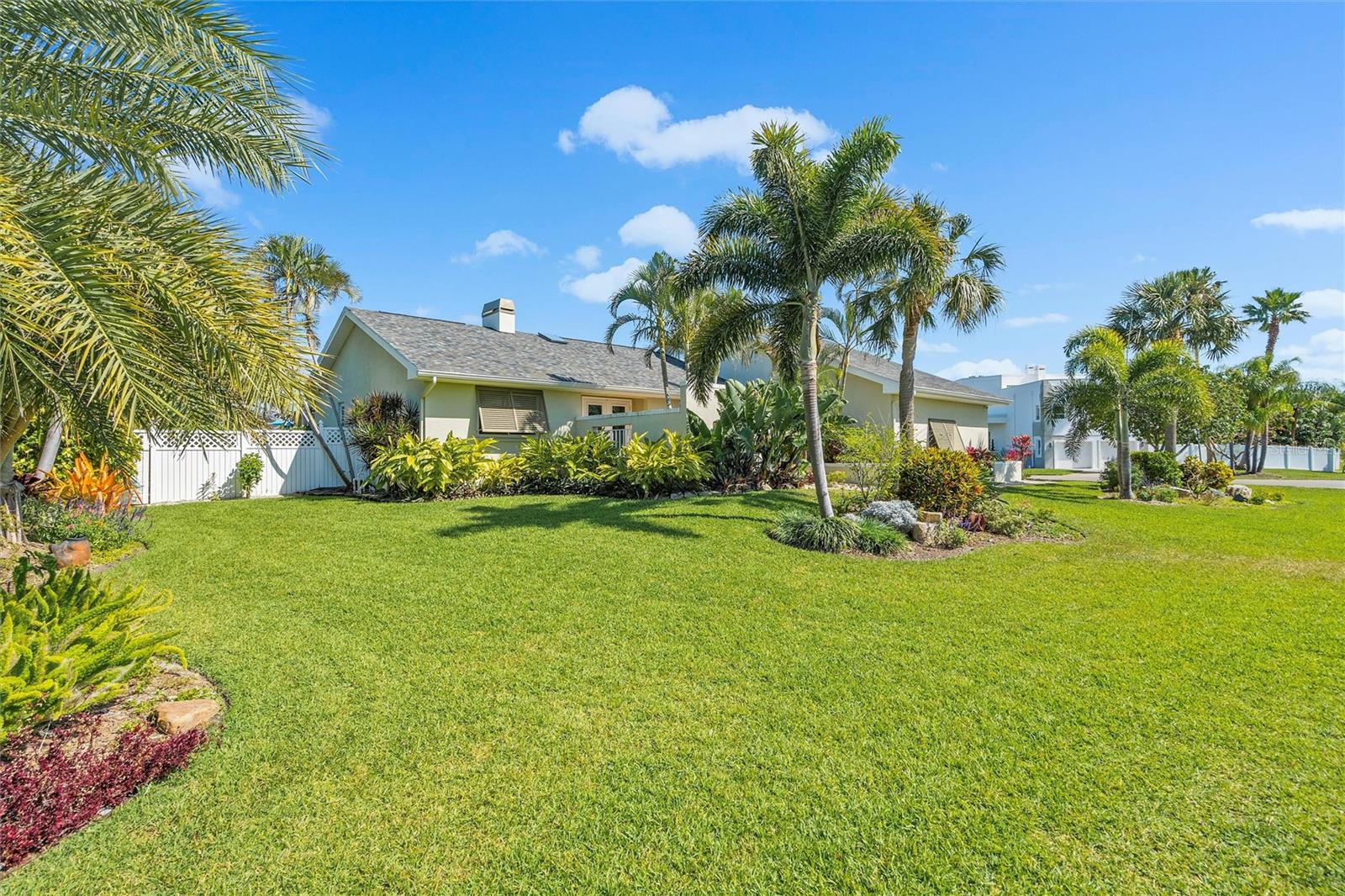 725 MONTE CRISTO BOULEVARD