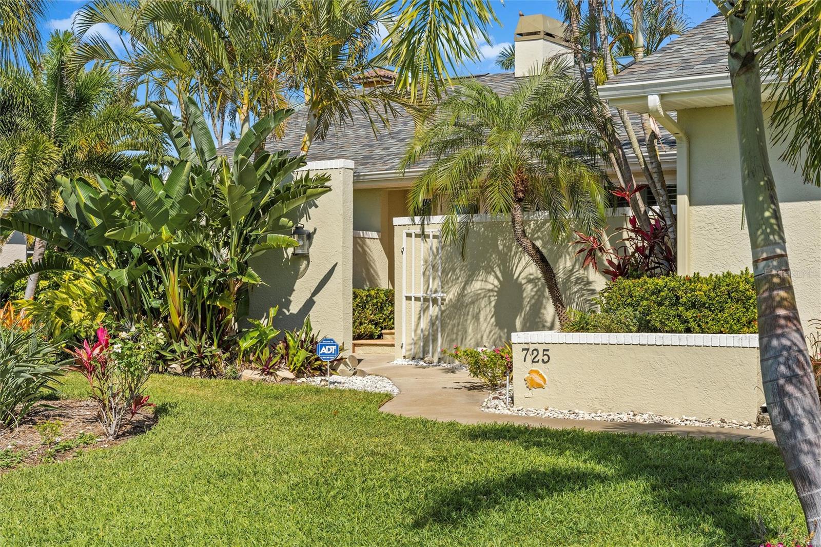 725 MONTE CRISTO BOULEVARD