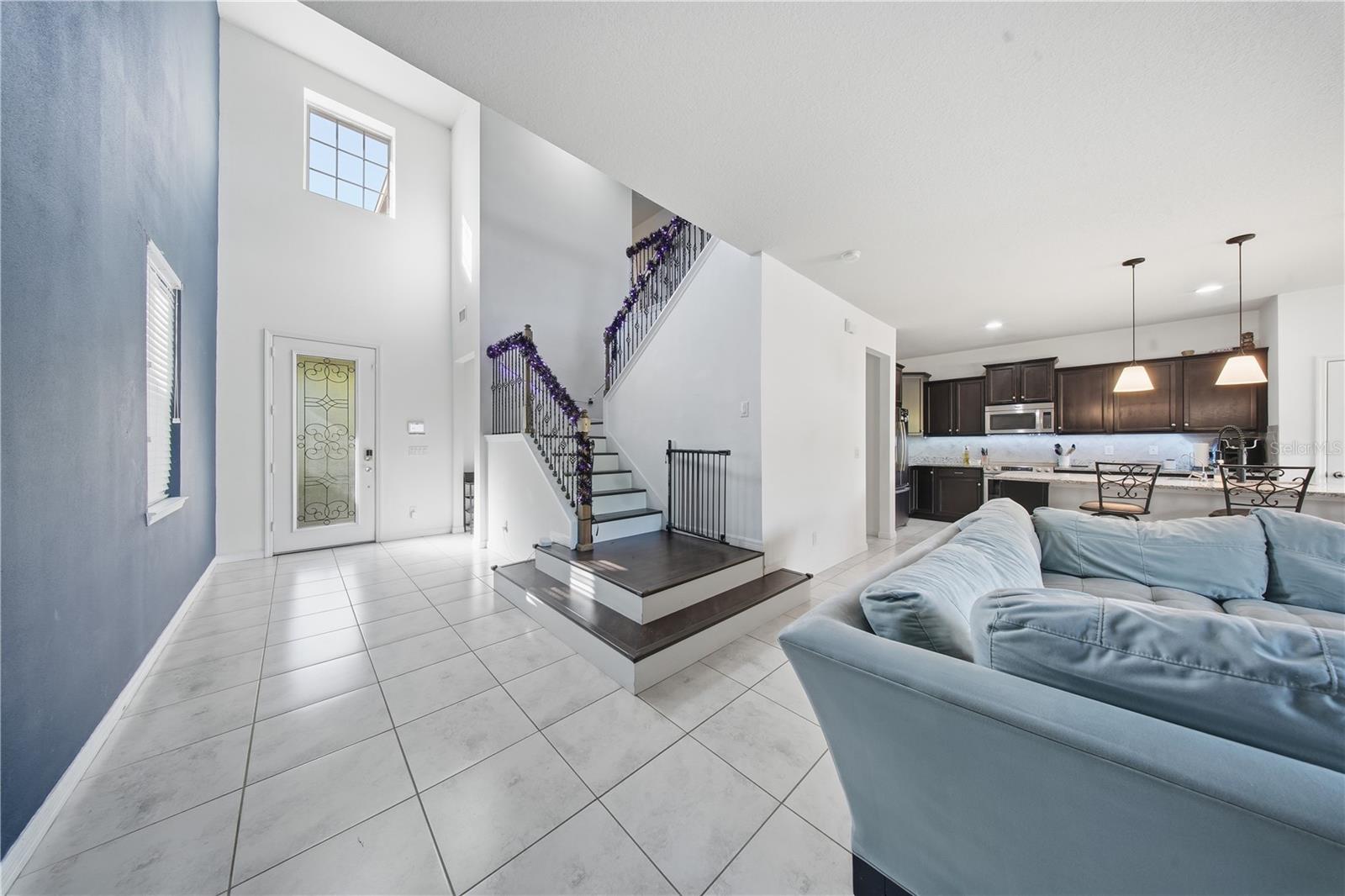 1528 GADSDEN POINT PLACE