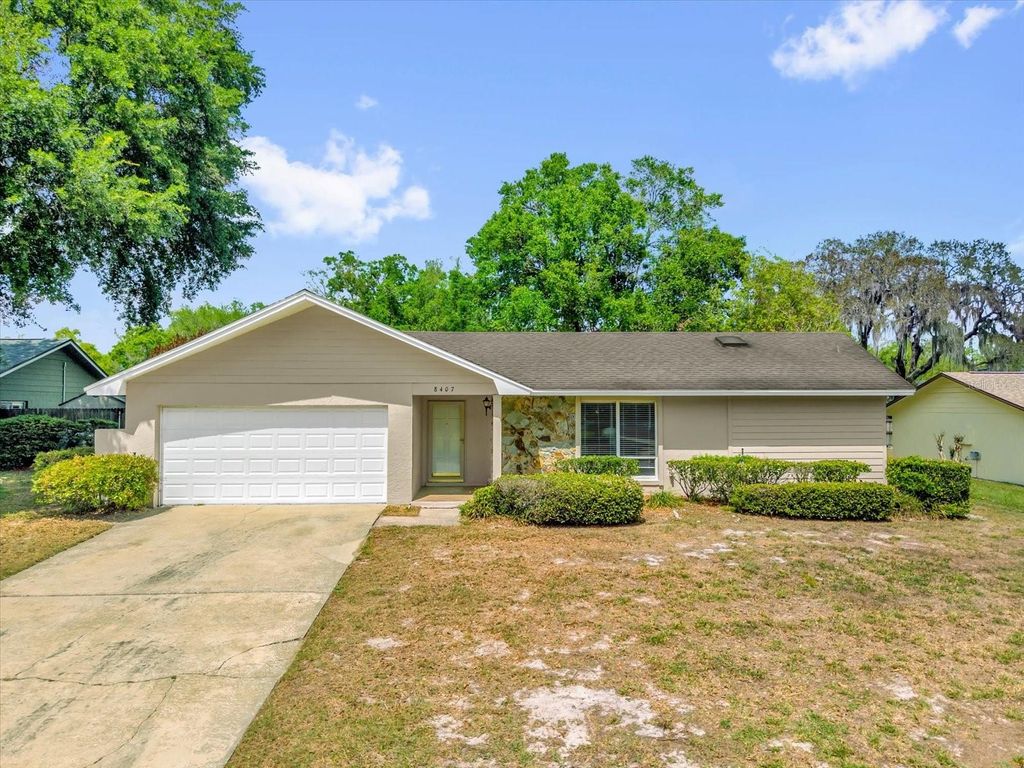 Photo of 8407 Roanne Drive, Orlando, FL 32817 (MLS # O6394593)