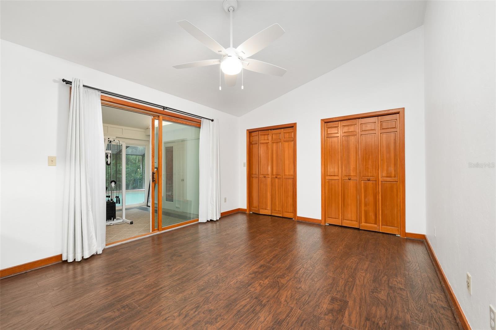 TOMOCA HILLS - Residential Lease