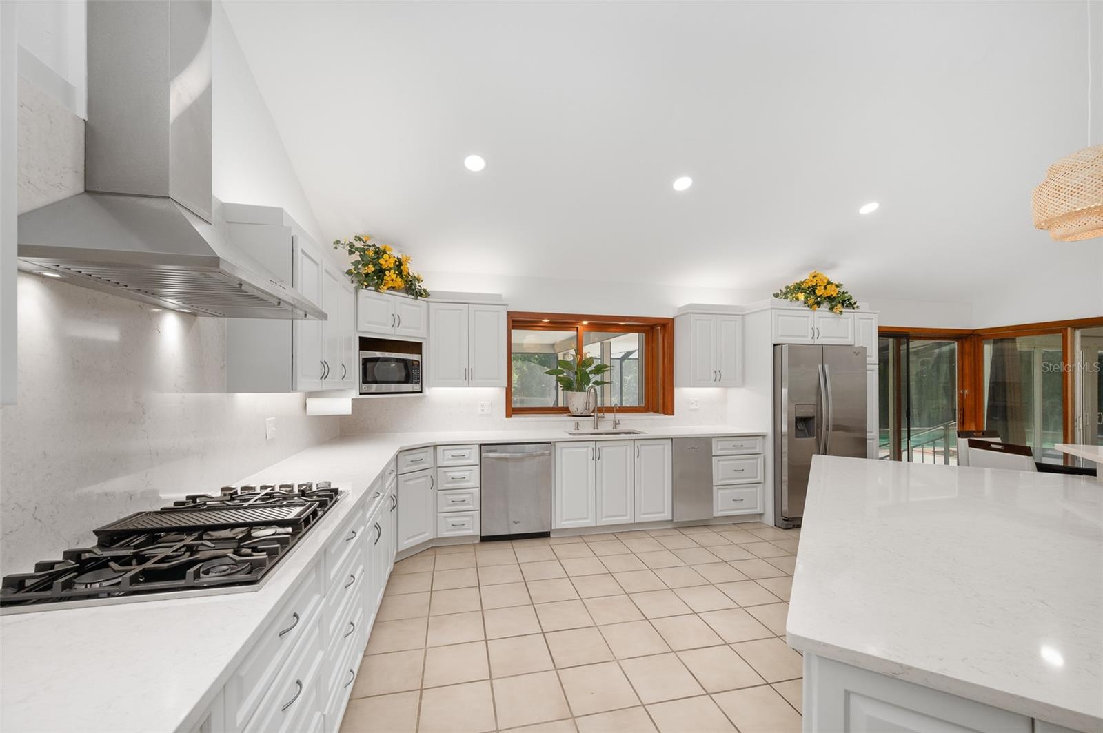 TOMOCA HILLS - Residential Lease