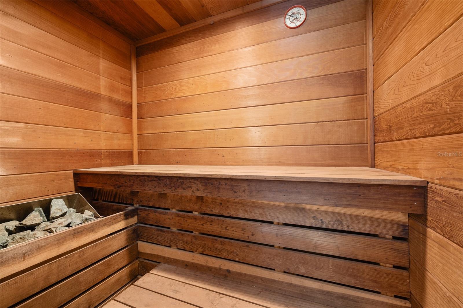 TOMOCA HILLS - Residential Lease