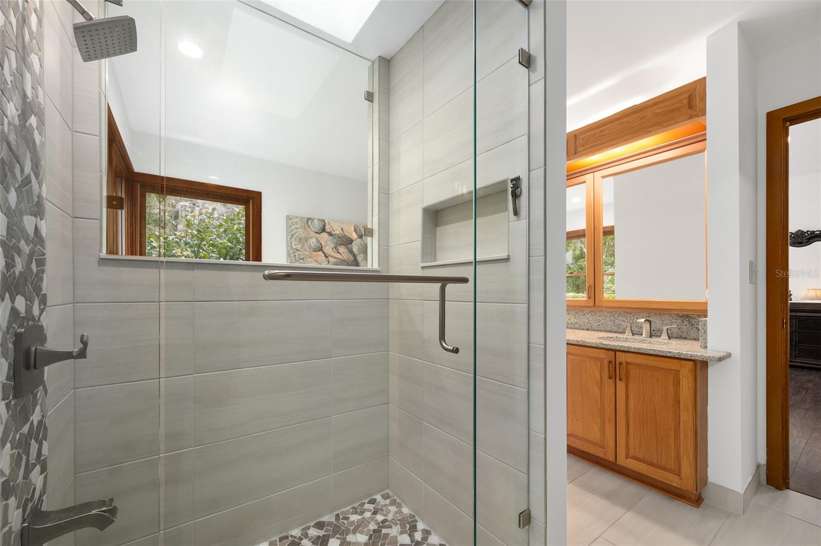 TOMOCA HILLS - Residential Lease