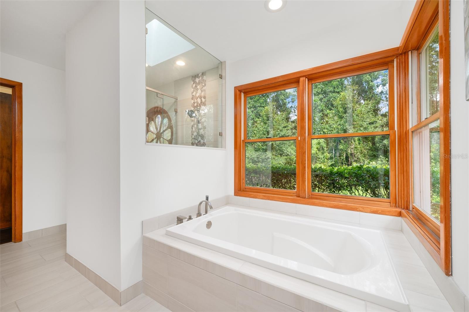 TOMOCA HILLS - Residential Lease