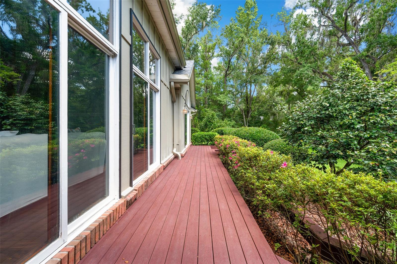 TOMOCA HILLS - Residential Lease