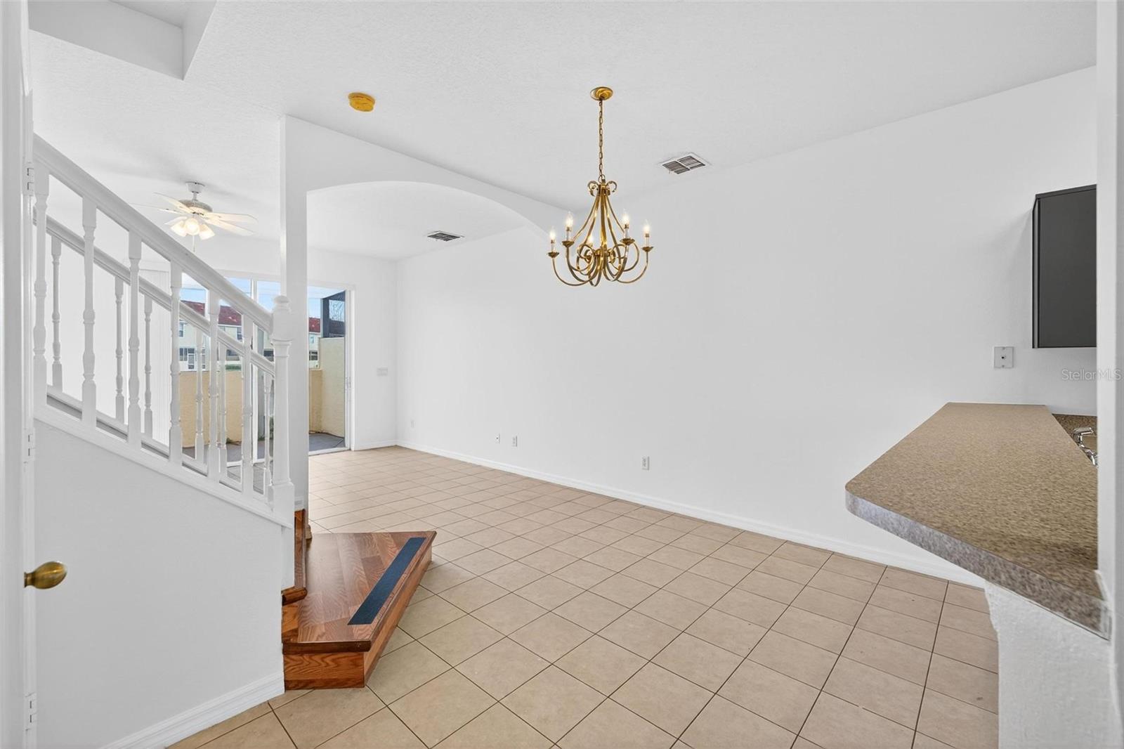 4712 HEMINGWAY HOUSE STREET