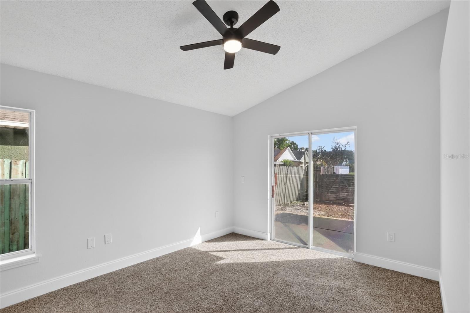 PINE RIDGE HOLLOW EAST PH 01 REP - Residential