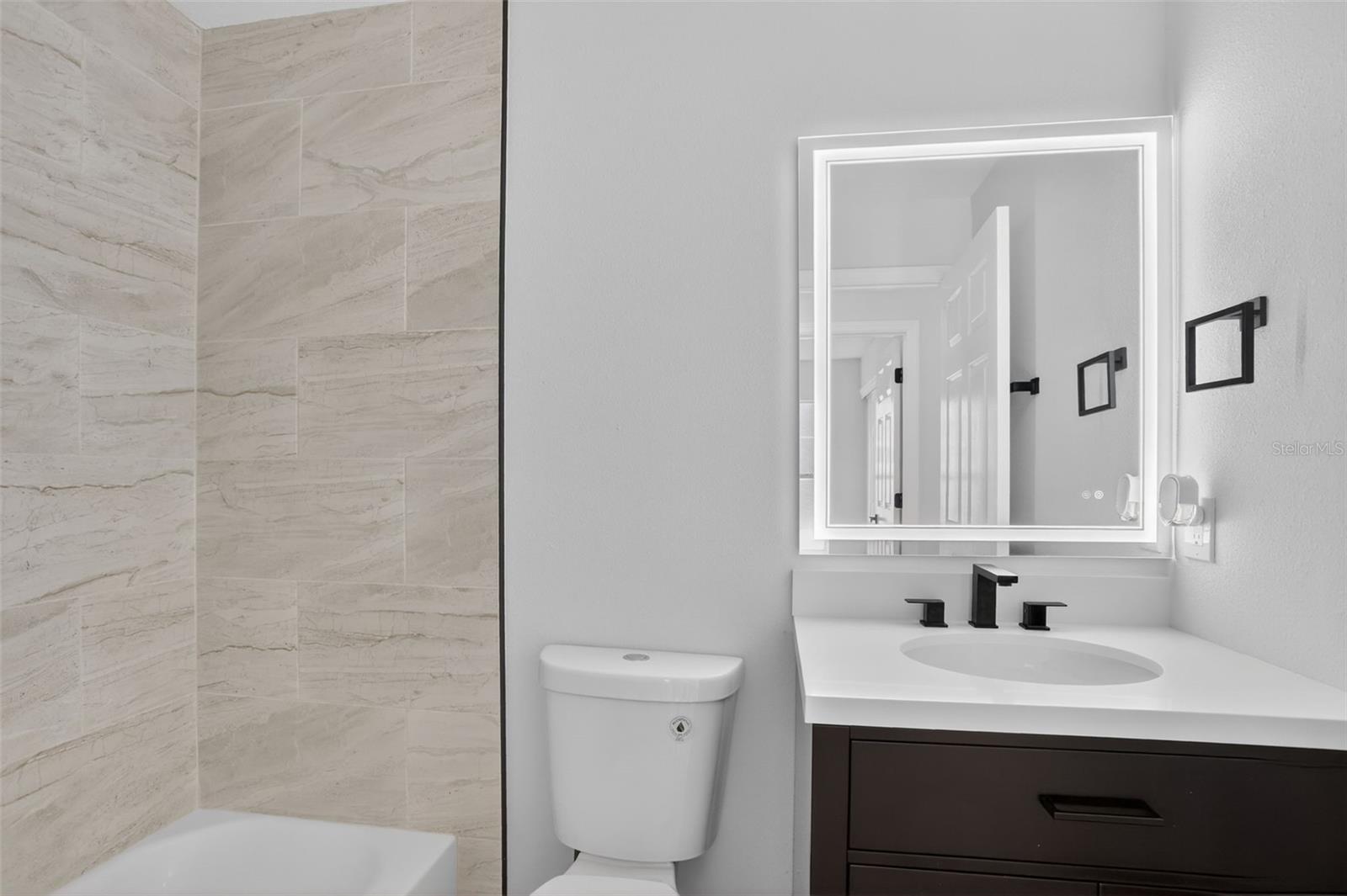 PINE RIDGE HOLLOW EAST PH 01 REP - Residential