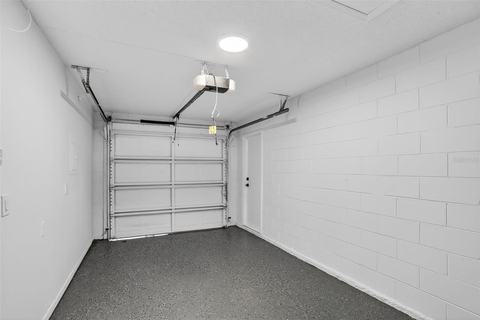 PINE RIDGE HOLLOW EAST PH 01 REP - Residential