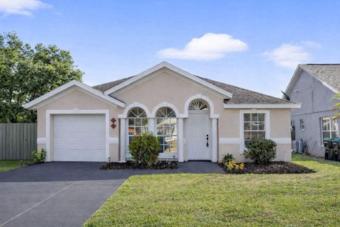 Photo of 3145 Pineda Drive, Orlando, FL 32822 (MLS # O6395482)