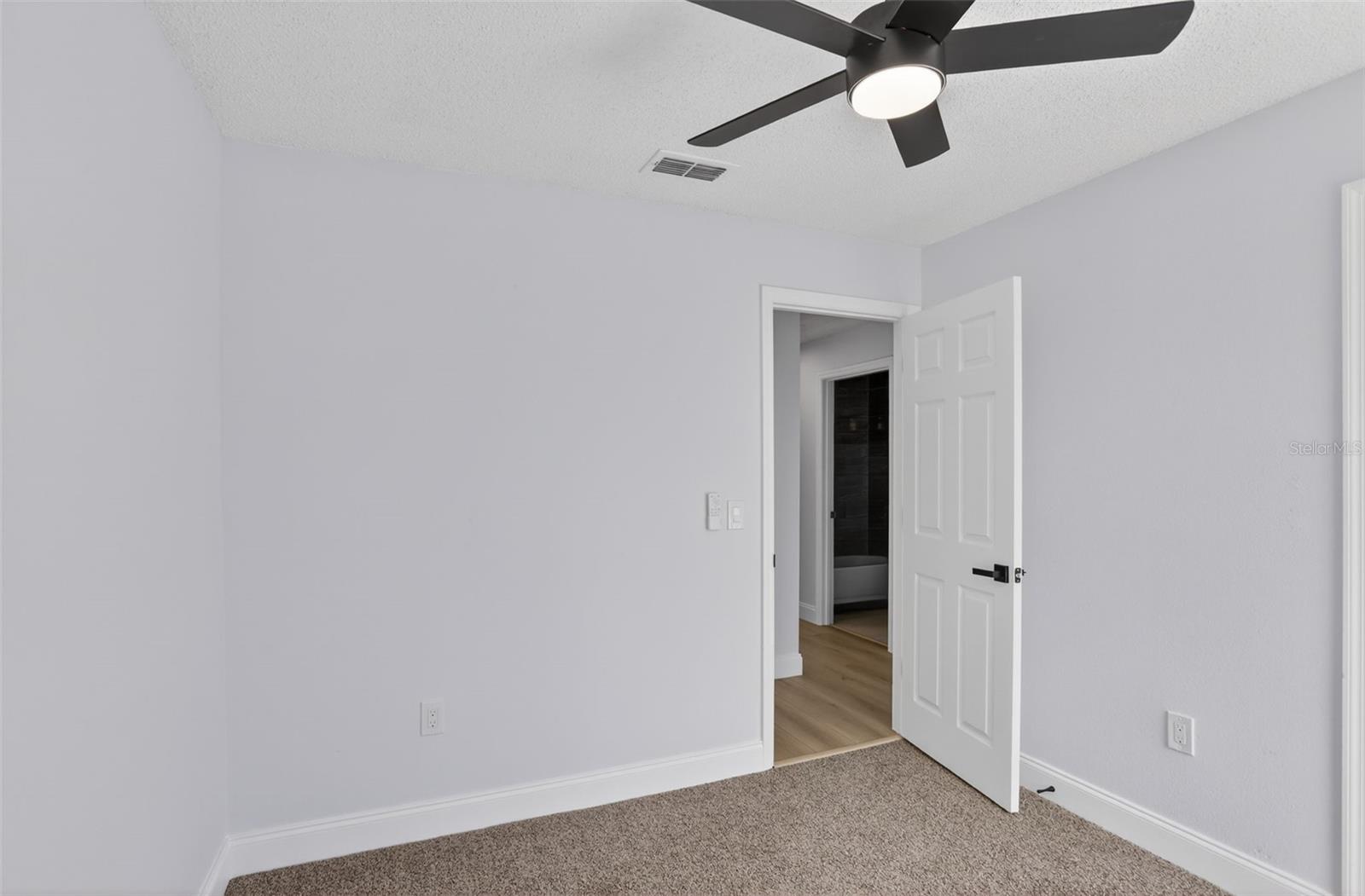 PINE RIDGE HOLLOW EAST PH 01 REP - Residential