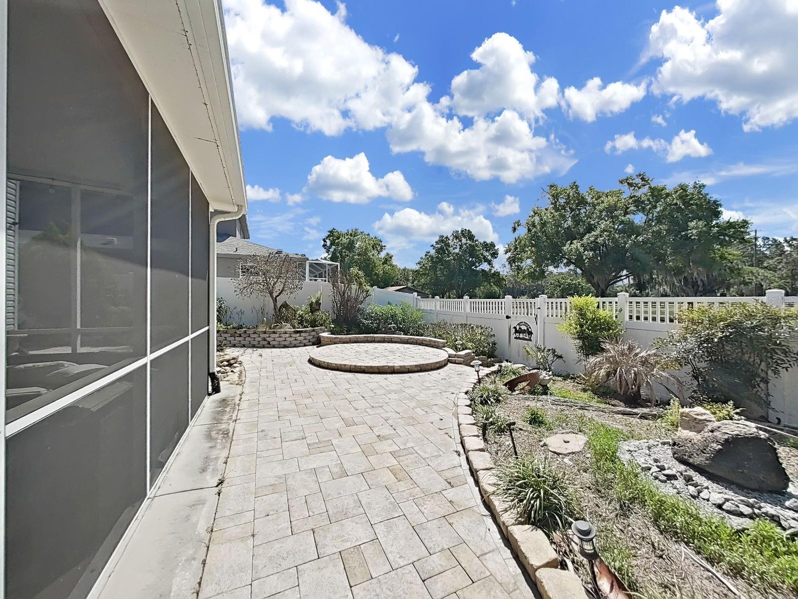 MISTY WOODS - Residential