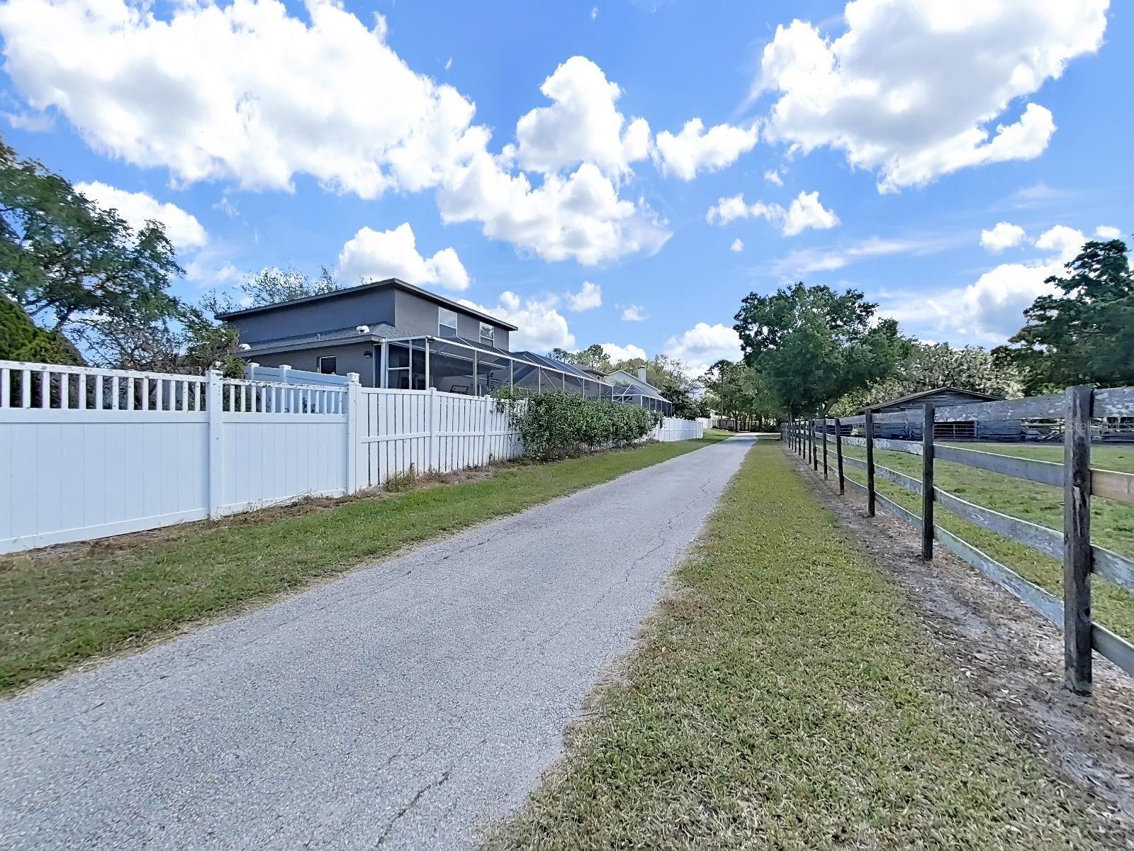 MISTY WOODS - Residential