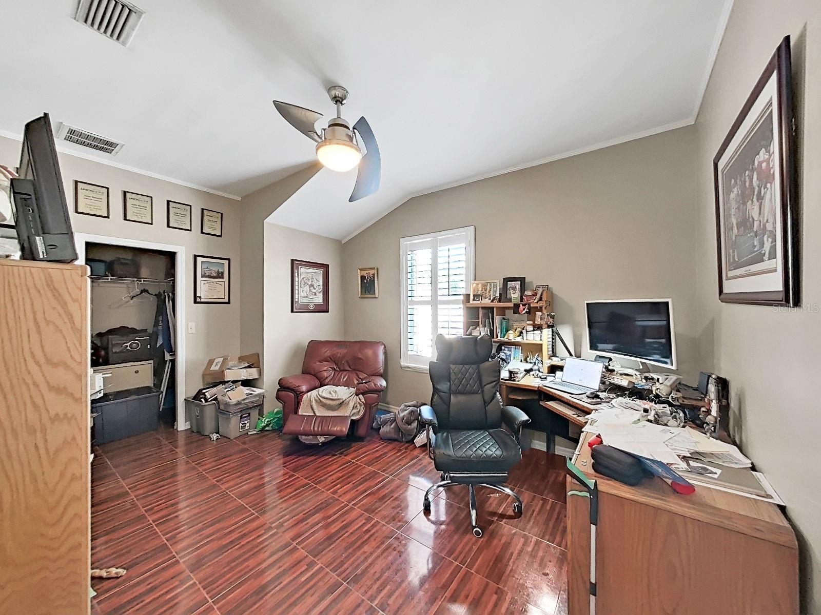 MISTY WOODS - Residential