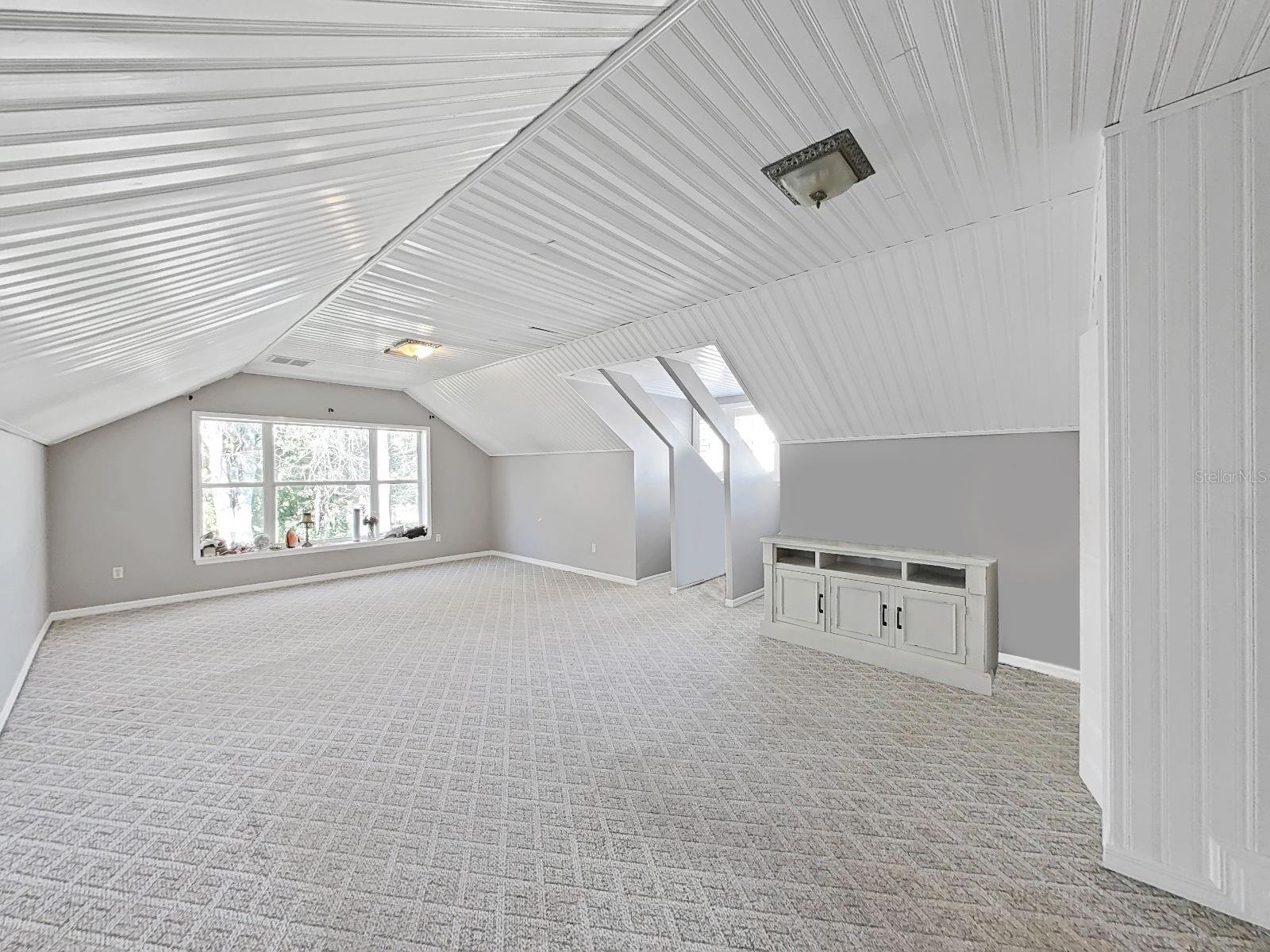 MISTY WOODS - Residential