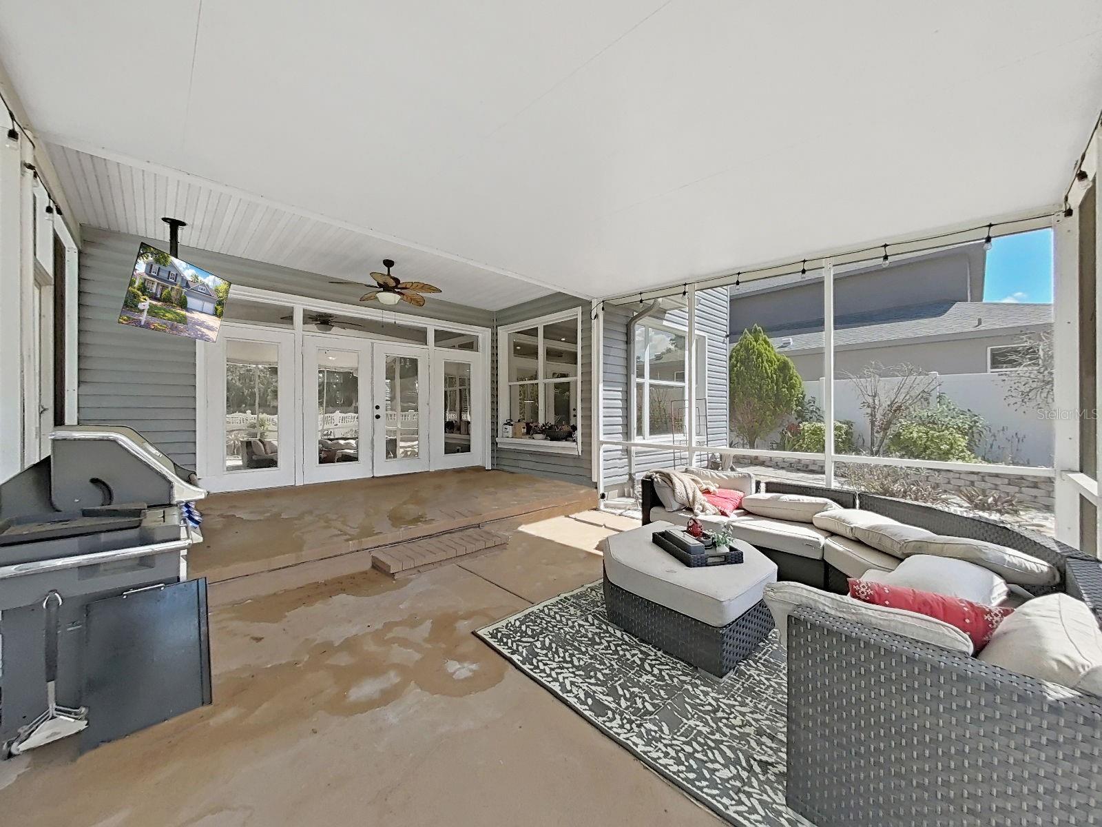 MISTY WOODS - Residential