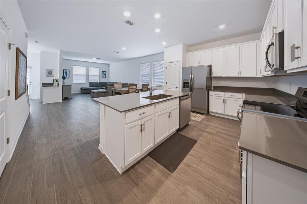 Photo of 4121 Conjunction Way, Apopka, FL 32712 (MLS # O6441235)