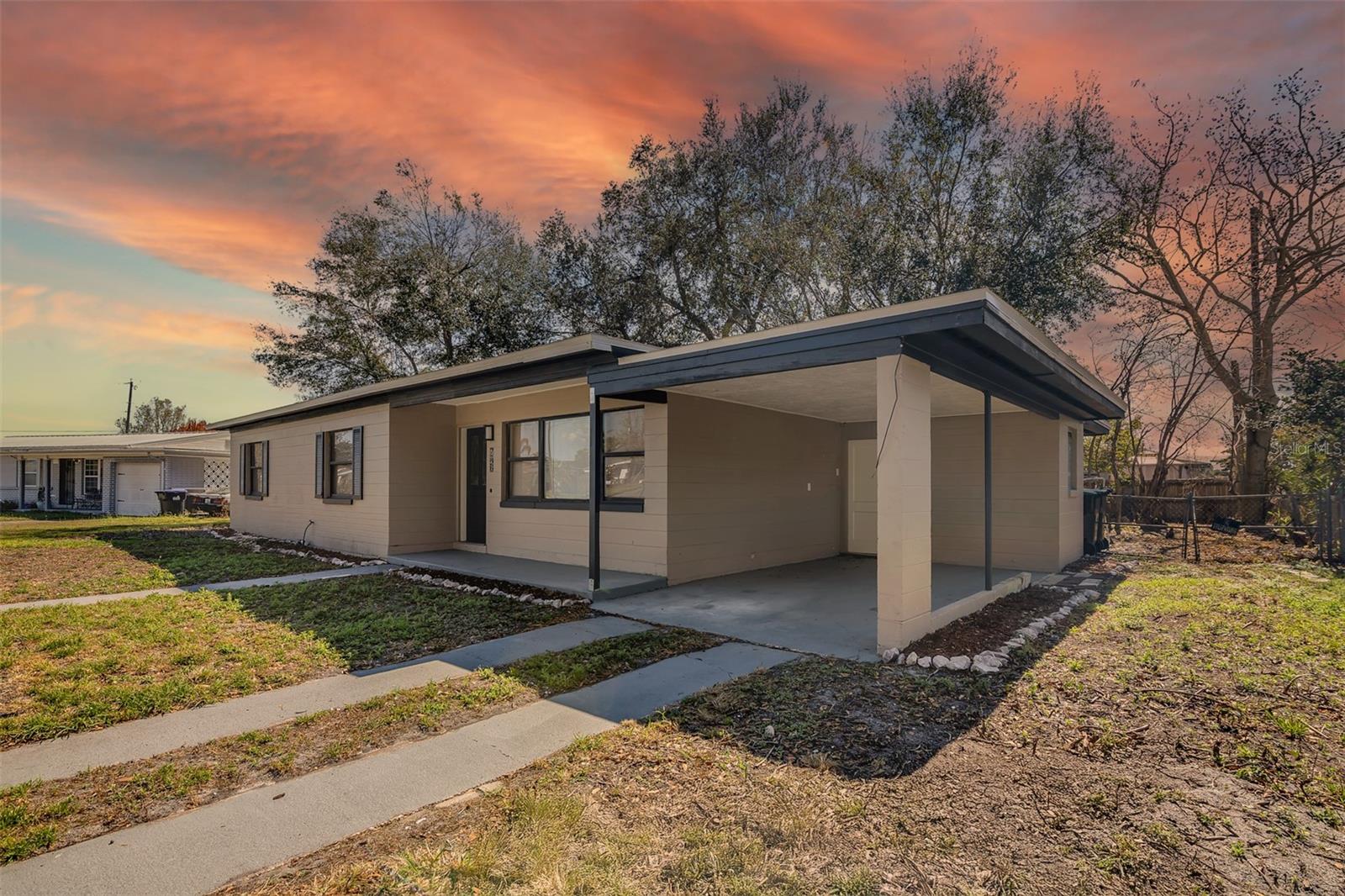 Casas a venda 4 - Jen Dantas 7126 EAKER DRIVE