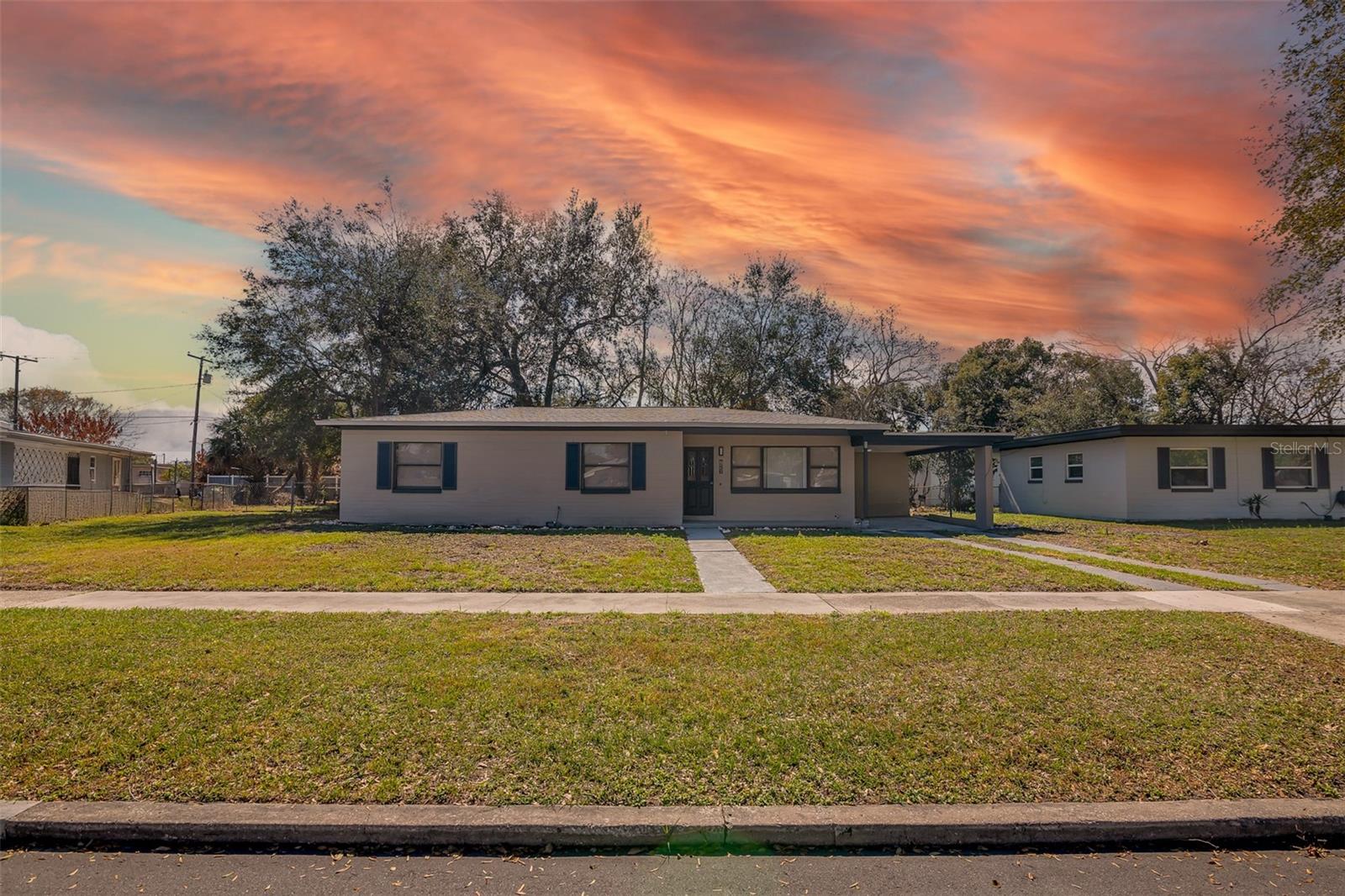 Casas a venda 1 - Jen Dantas 7126 EAKER DRIVE