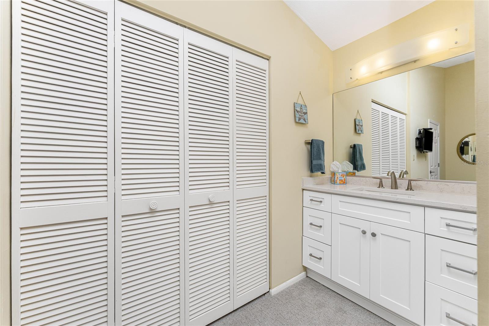 EMERALD POINTE TWNHSE PH 05 - Residential