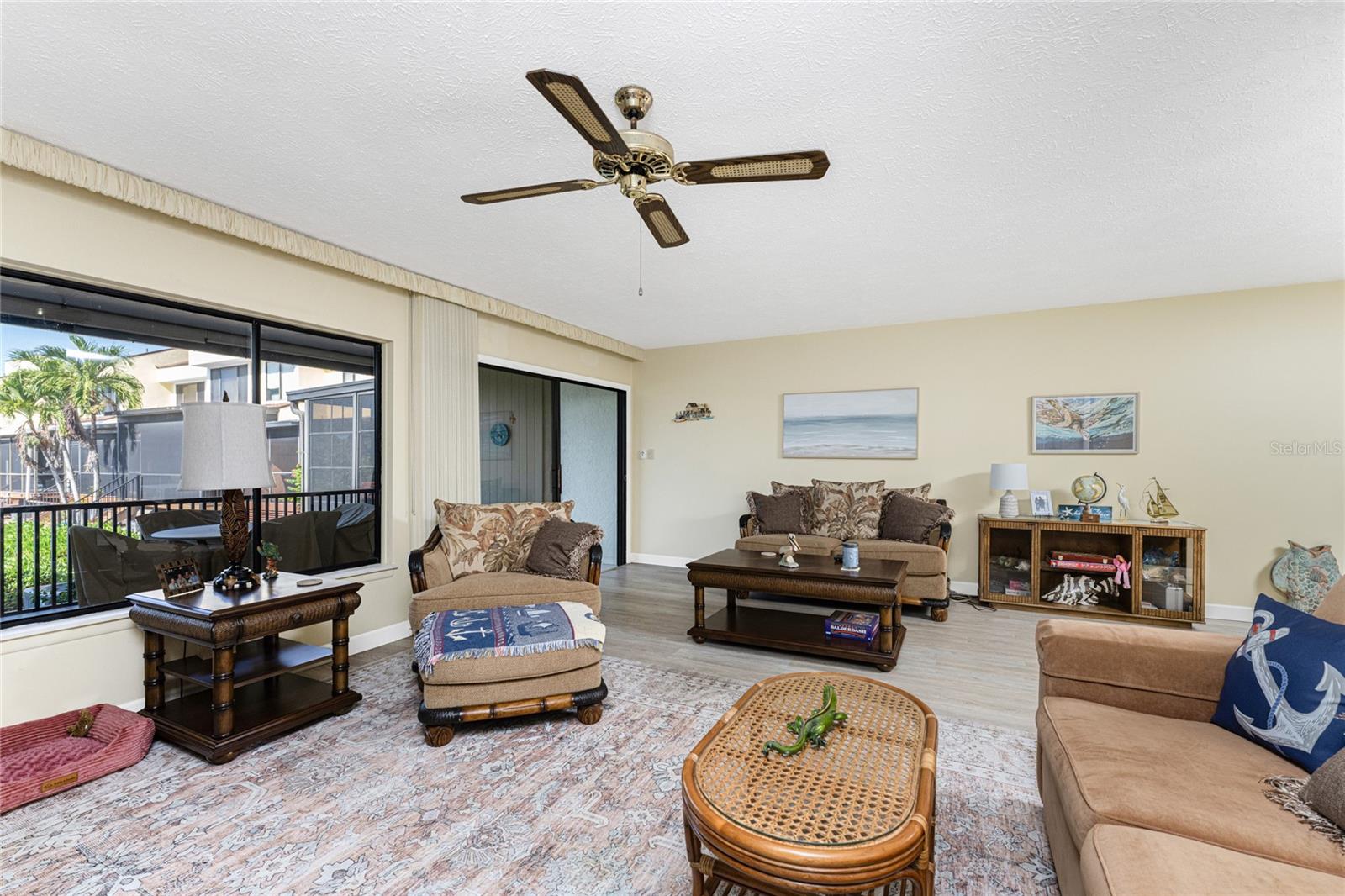 EMERALD POINTE TWNHSE PH 05 - Residential