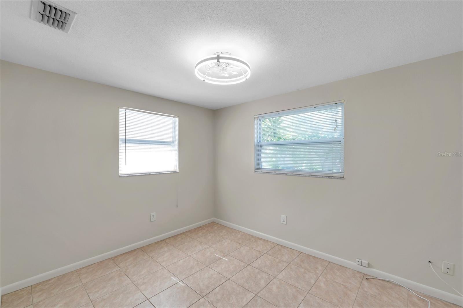 JUNGLE TERRACE SEC D - Residential