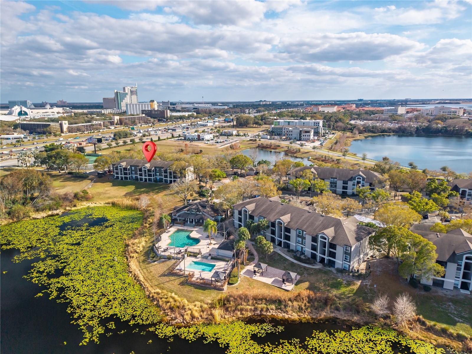 SAND LAKE PRIVATE RESIDENCES CONDO - Residential