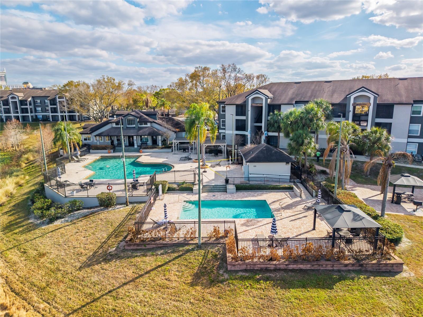 SAND LAKE PRIVATE RESIDENCES CONDO - Residential