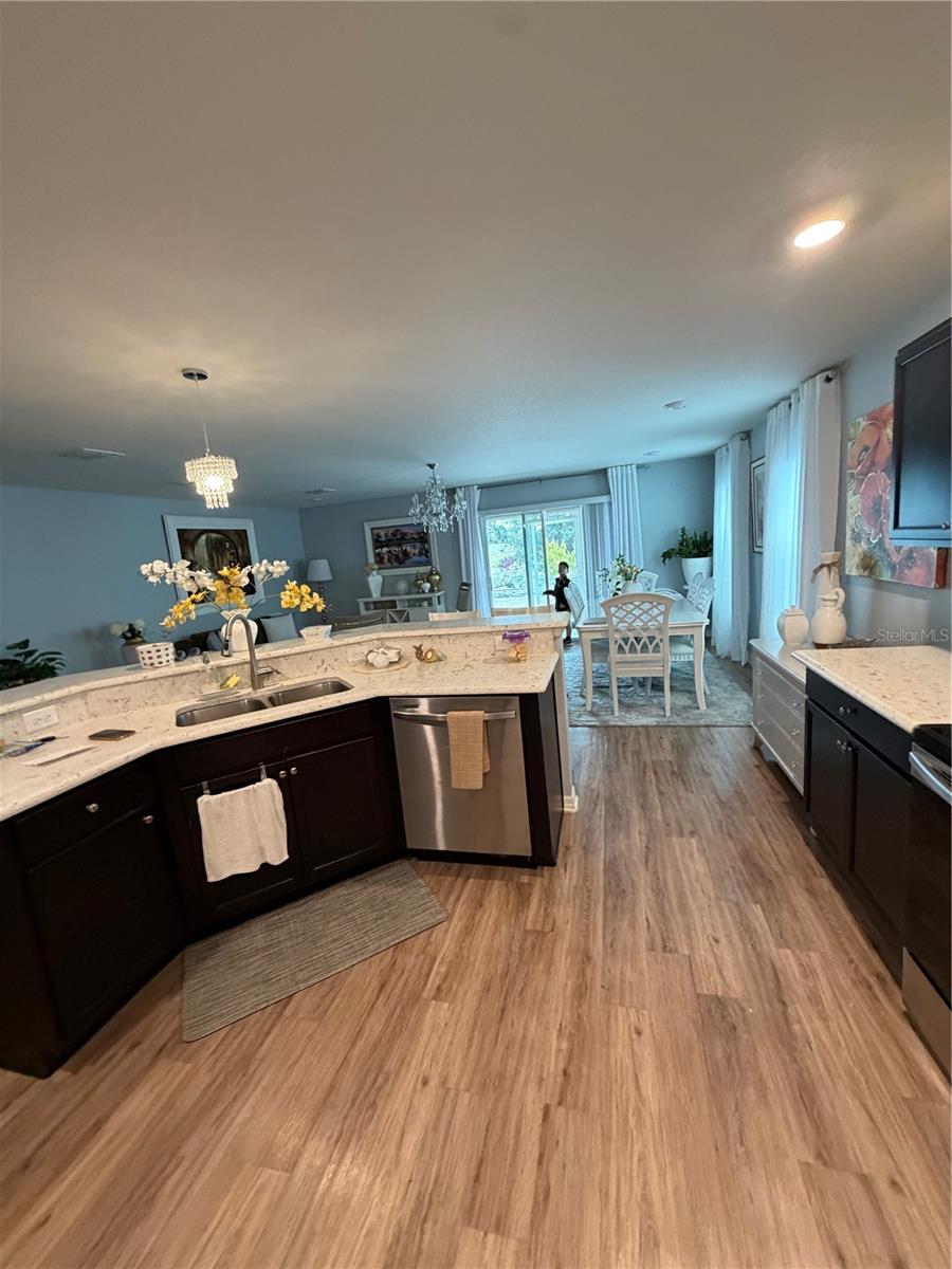 3024 FIELDWOOD CIRCLE