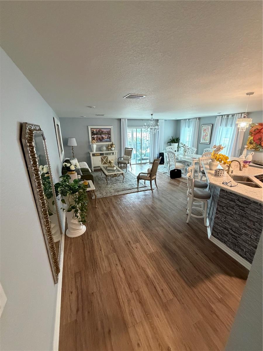 3024 FIELDWOOD CIRCLE