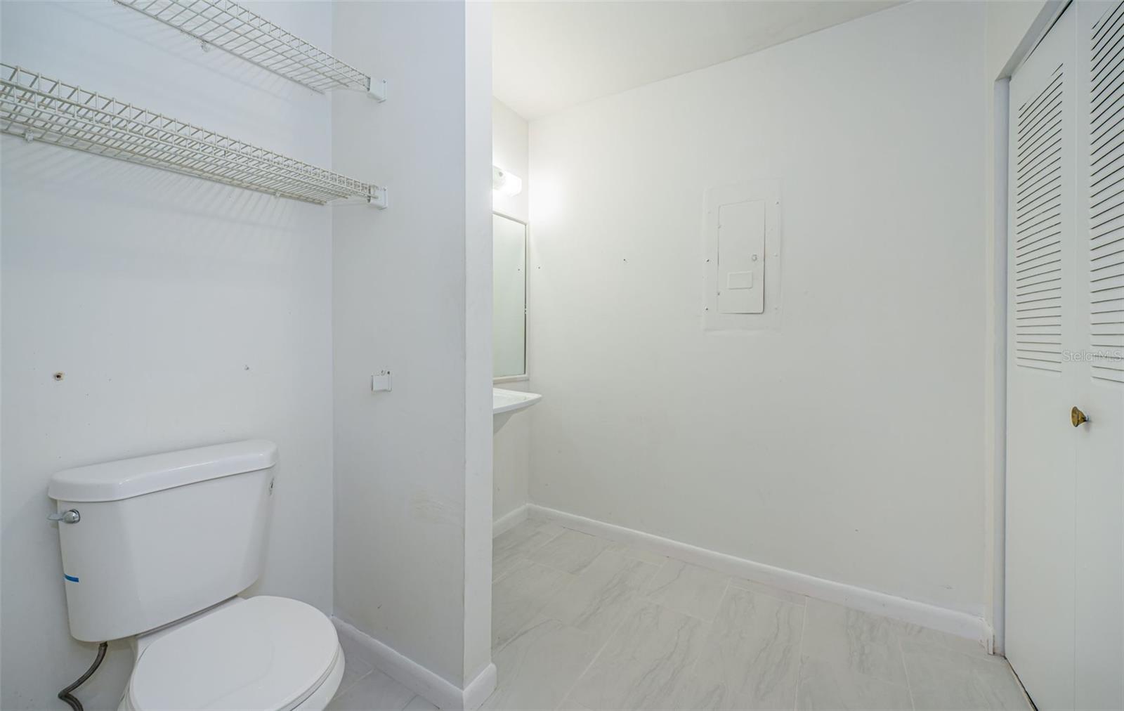 Photo 22 of 41 of 1799 N HIGHLAND AVENUE 106 condo