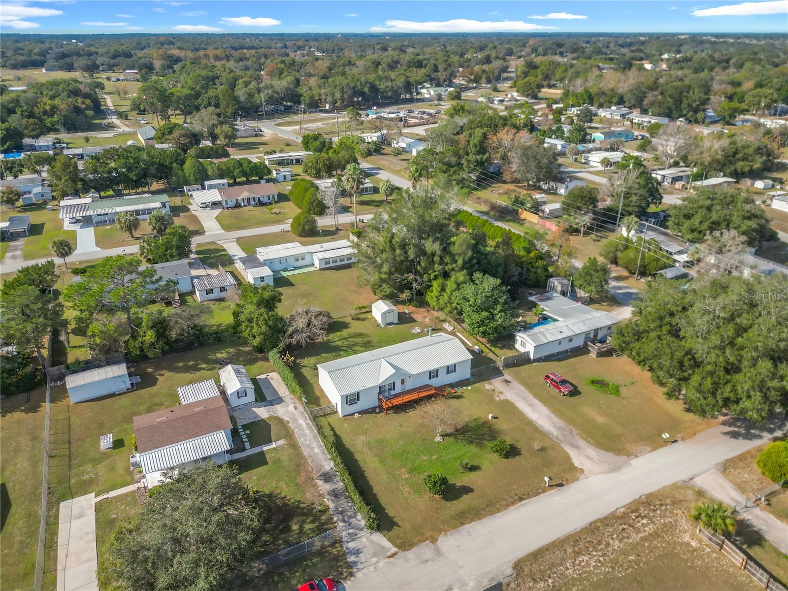 LAKE WEIR HARBOR ESTATE - Residential