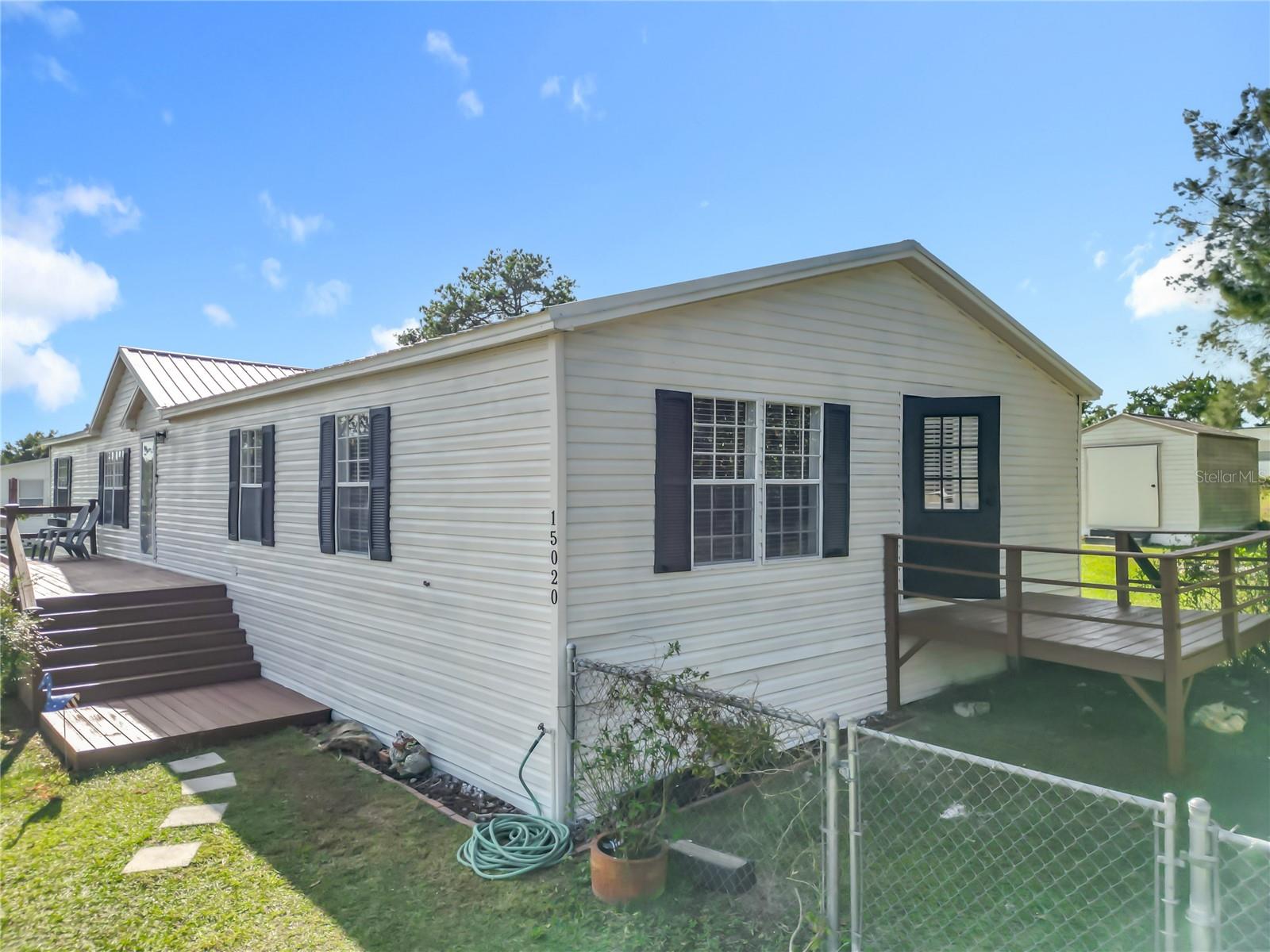 LAKE WEIR HARBOR ESTATE - Residential