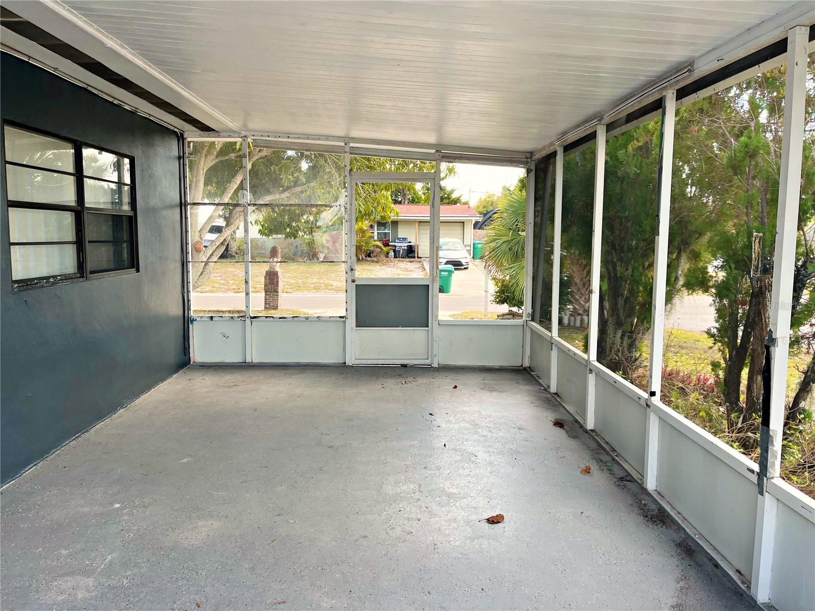 LAKE SHORE ESTATES - Residential