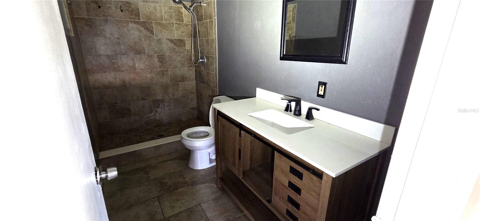 LENA VISTA SUB - Residential