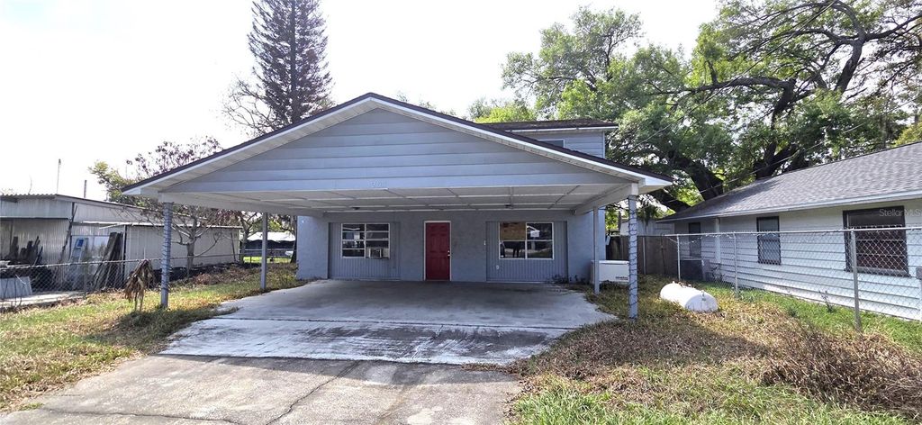 Photo of 205 Dixie Highway, Auburndale, FL 33823 (MLS # L4961211)